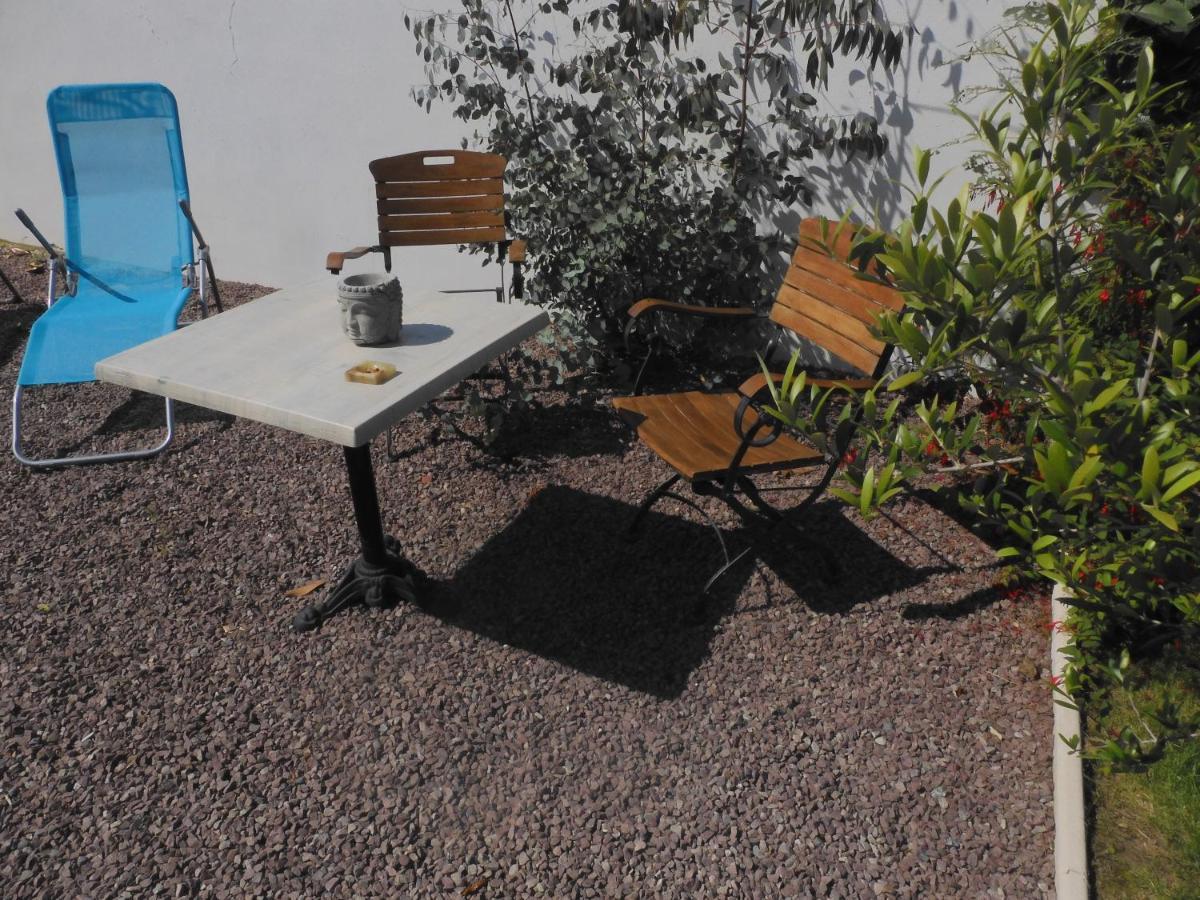 Gite La Perissoire - Place De Parking Incluse Etretat Exterior photo